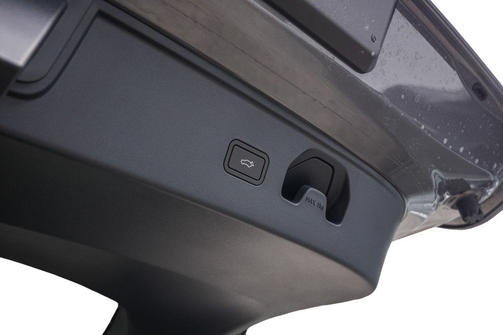 Lynk&Co 02 More 360° Pano H-K ICC Memory foto 9