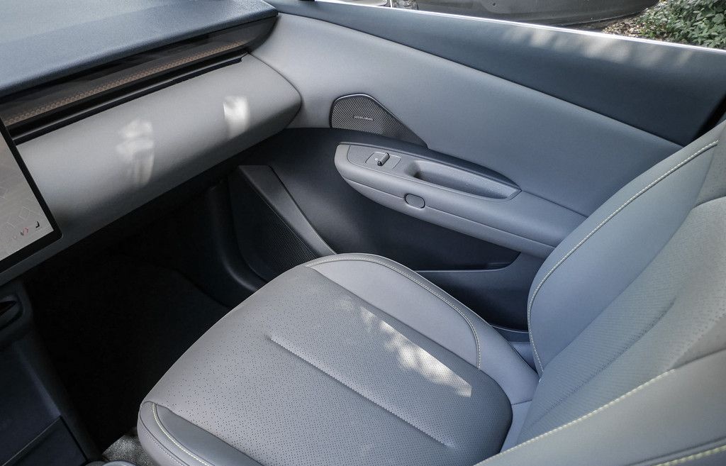 Lynk&Co 02 More 360° Pano H-K ICC Memory foto 12