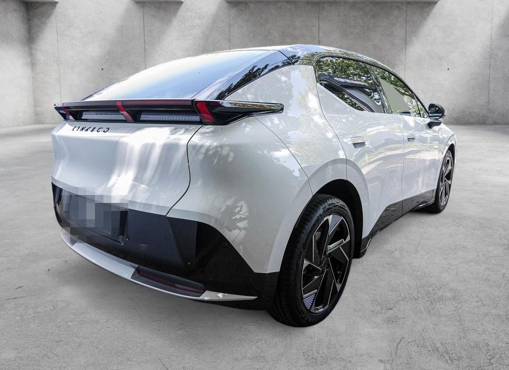 Lynk&Co 02 More 360° Pano H-K ICC Memory foto 3