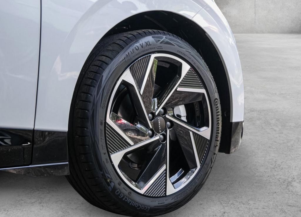 Lynk&Co 02 More 360° Pano H-K ICC Memory foto 4