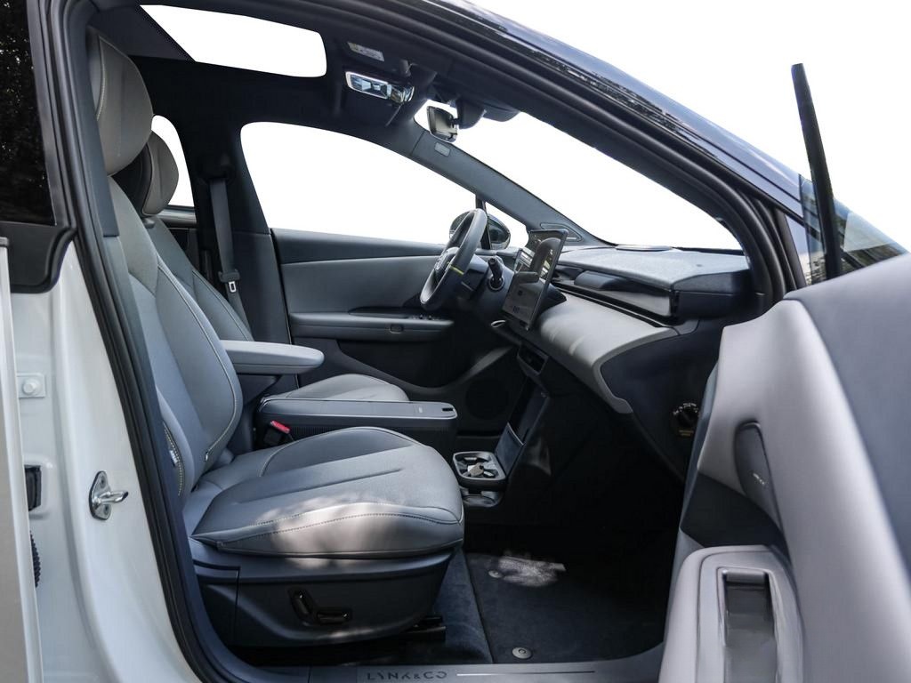 Lynk&Co 02 More 360° Pano H-K ICC Memory foto 5