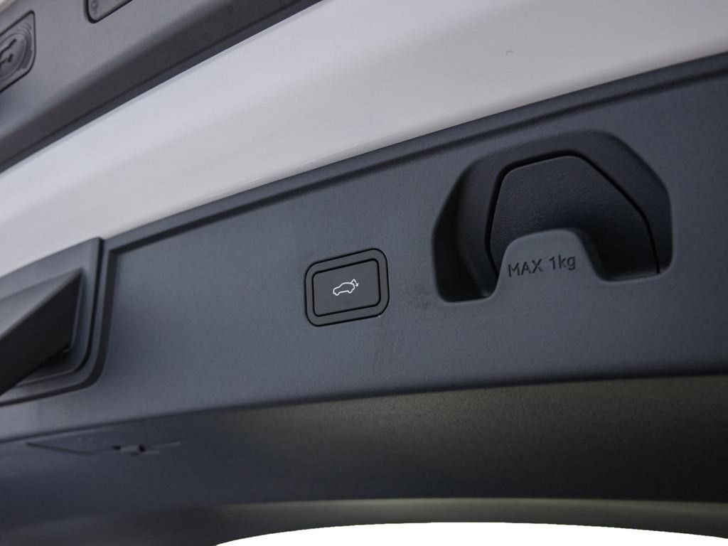 Lynk&Co 02 More 360° Pano H-K ICC Memory foto 9