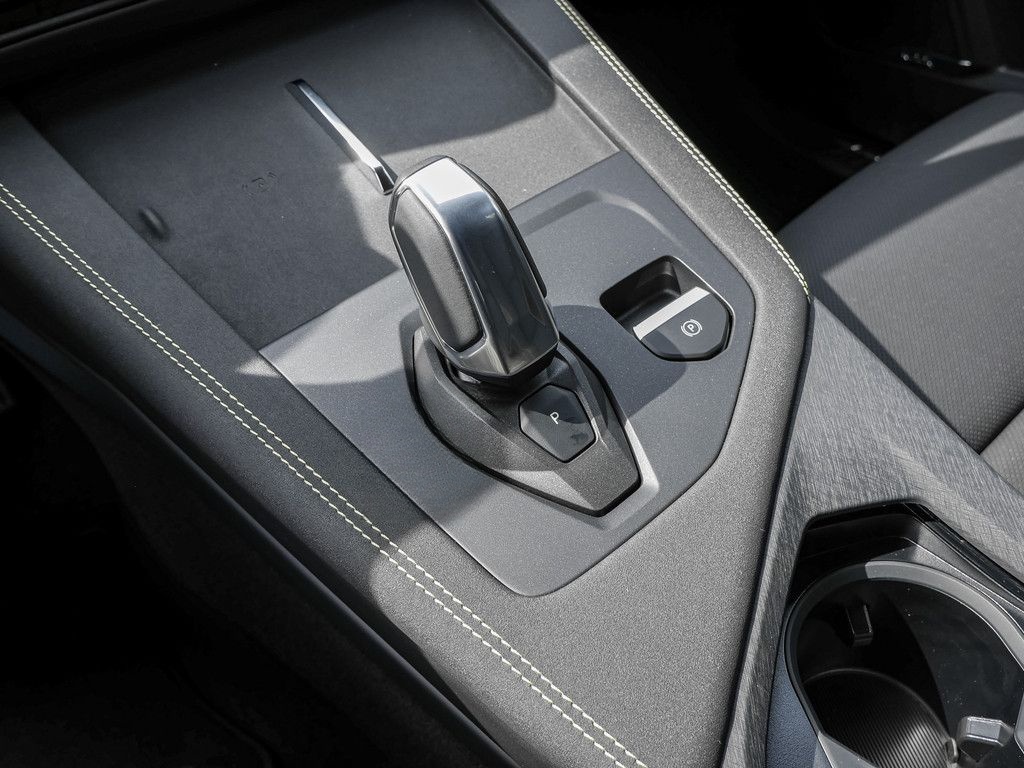 Lynk&Co 01 1.5 TD PHEV 360° ACC Pano Navi foto 12