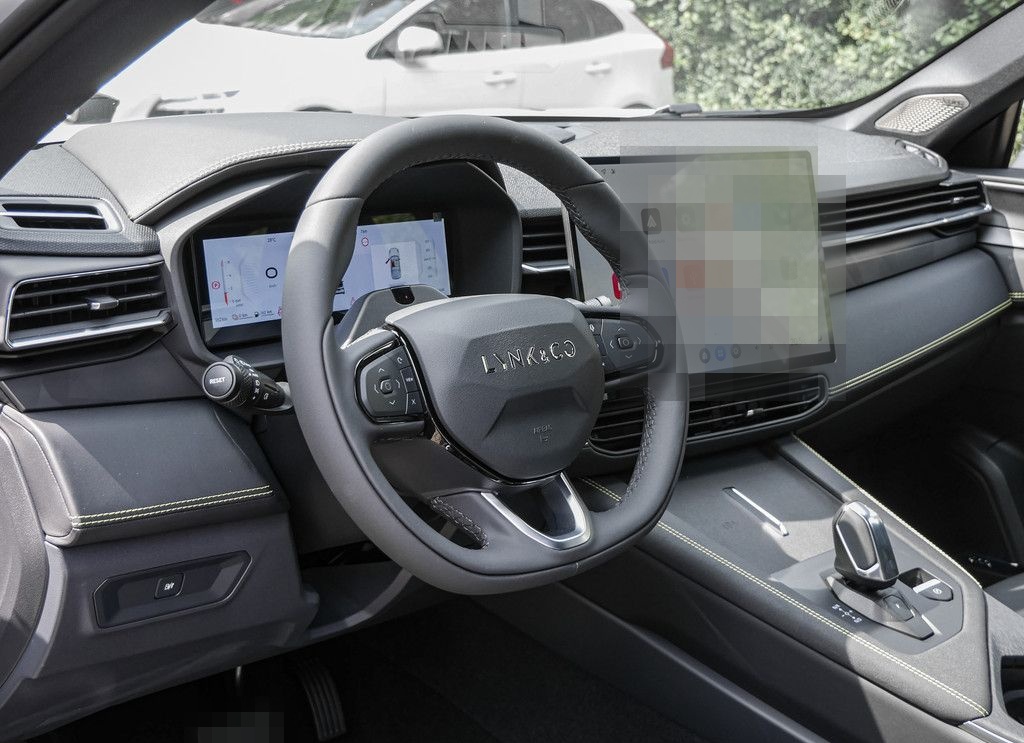 Lynk&Co 01 1.5 TD PHEV 360° ACC Pano Navi foto 16