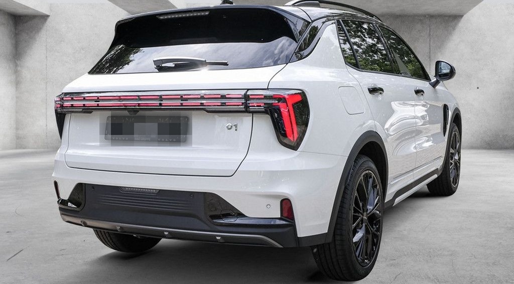 Lynk&Co 01 1.5 TD PHEV 360° ACC Pano Navi foto 3