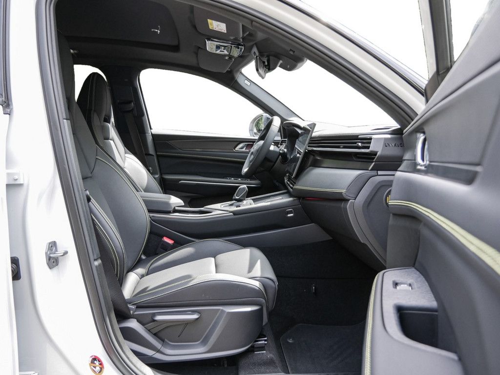 Lynk&Co 01 1.5 TD PHEV 360° ACC Pano Navi foto 5