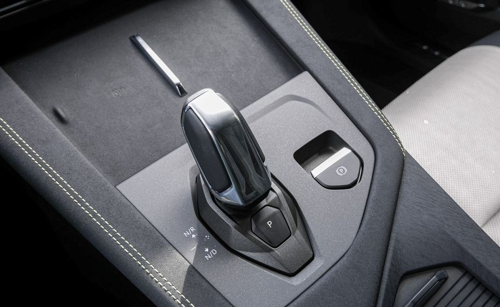 Lynk&Co 01 1.5 TD PHEV 360° ACC Pano Navi foto 12