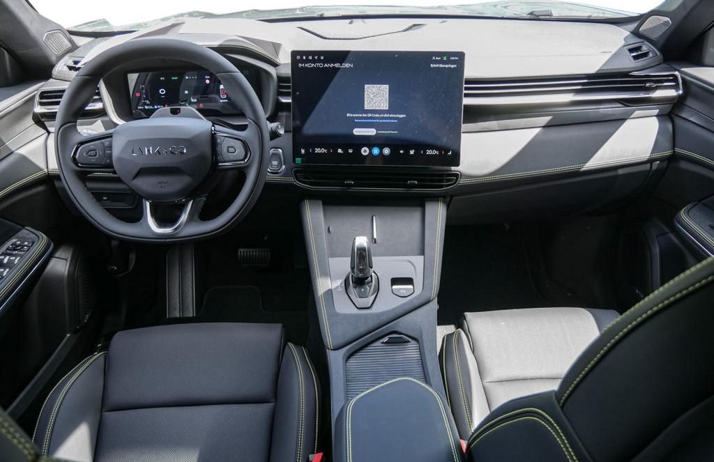 Lynk&Co 01 1.5 TD PHEV 360° ACC Pano Navi foto 6