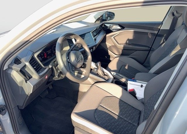 Audi A1 Sportback 25 TFSI S-tronic S-Line foto 8