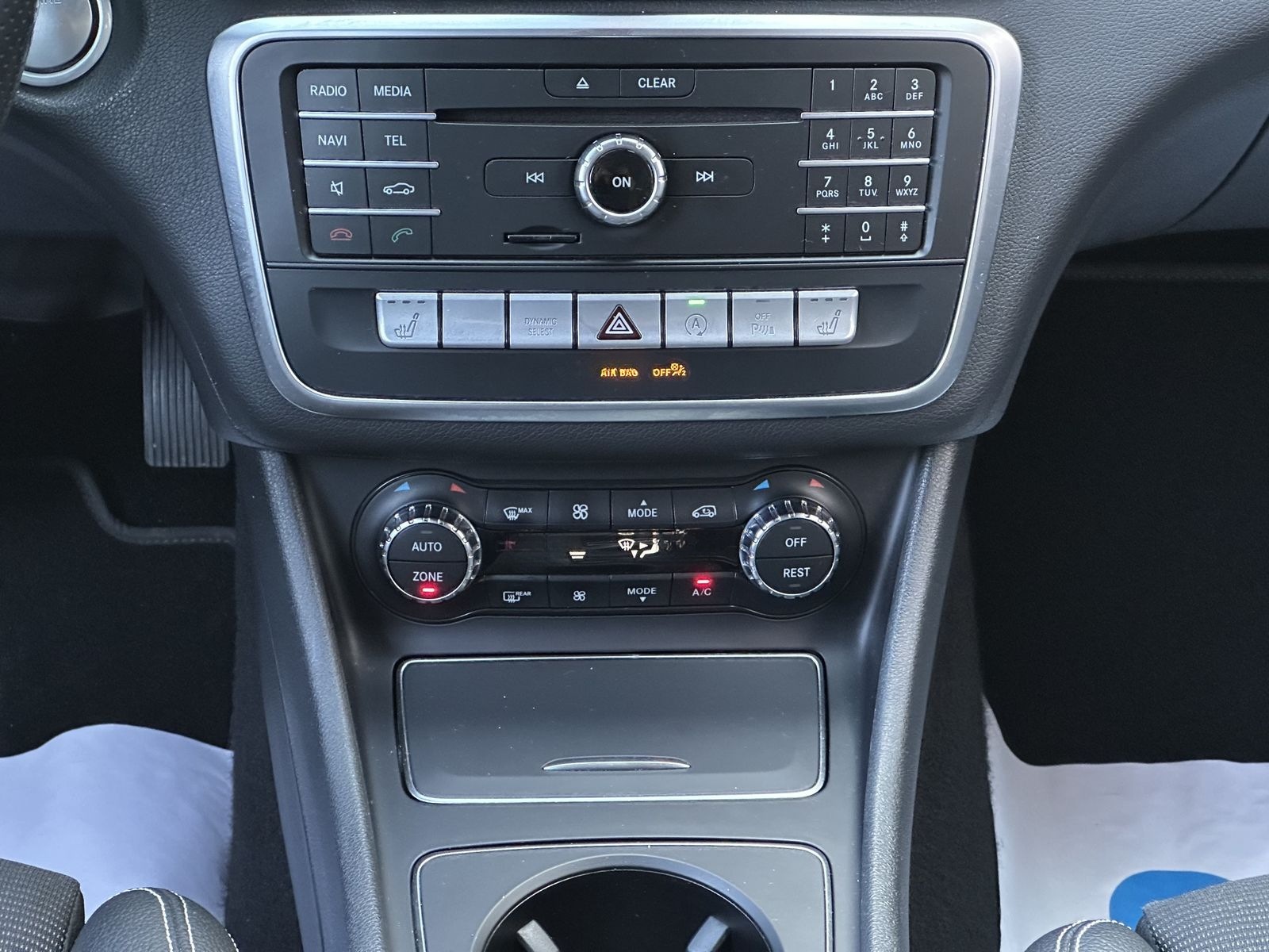 Mercedes-Benz CLA 200d DCT *LED*NAVI*RFK*KEYLESS*8-FACH* foto 29