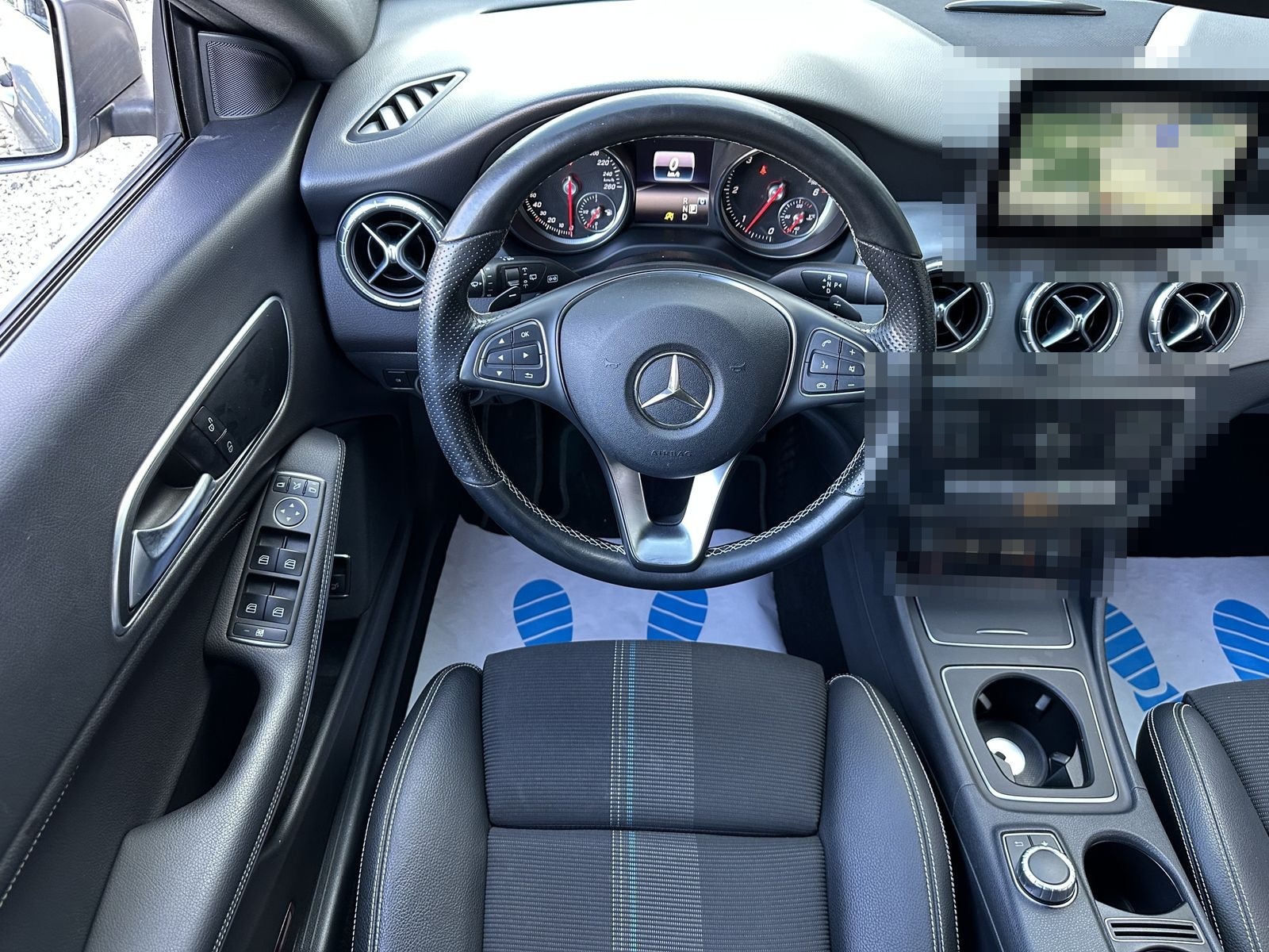 Mercedes-Benz CLA 200d DCT *LED*NAVI*RFK*KEYLESS*8-FACH* foto 7