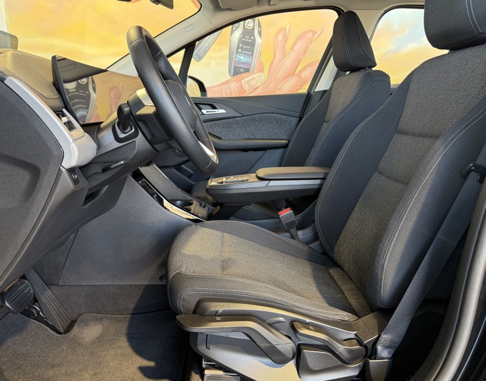 BMW 218i Active Tourer KOMF+HUD+ACC+AHK+KAM+SPUR+AL+ foto 3