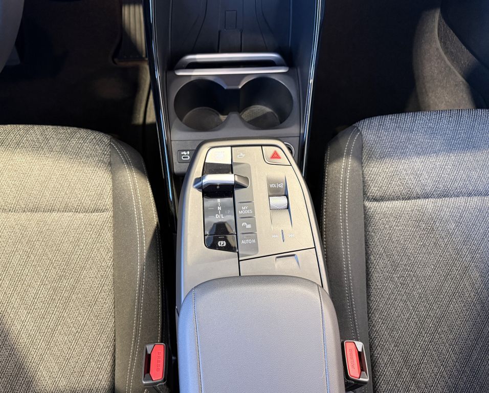 BMW 218i Active Tourer KOMF+HUD+ACC+AHK+KAM+SPUR+AL+ foto 21