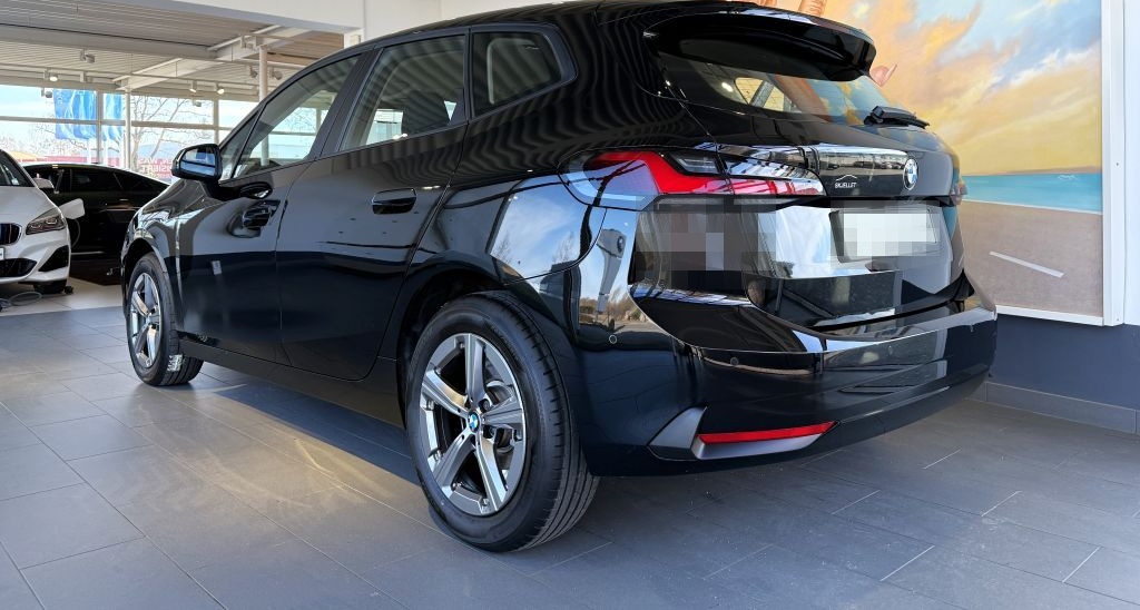BMW 218i Active Tourer KOMF+HUD+ACC+AHK+KAM+SPUR+AL+ foto 7