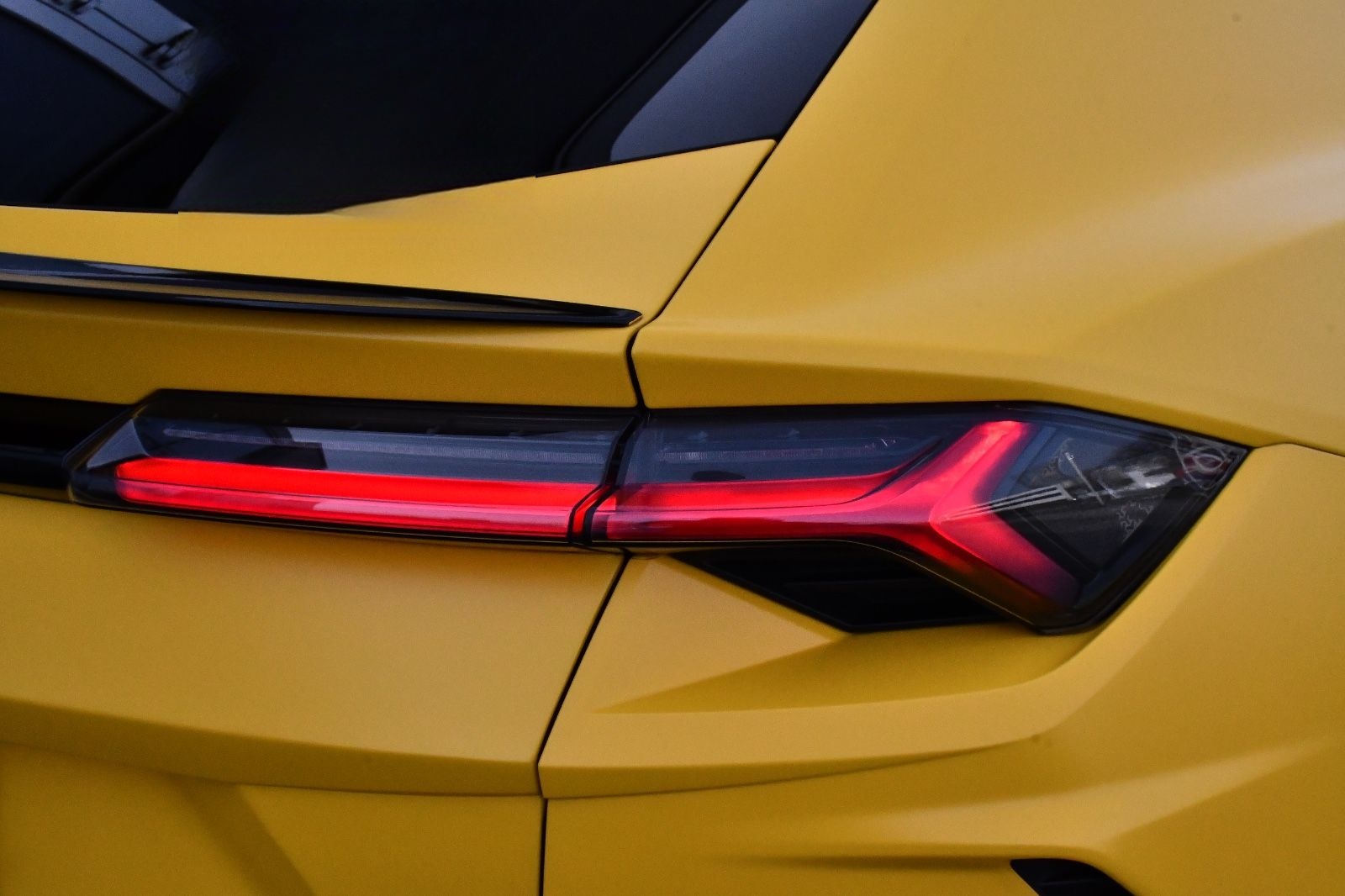 Lamborghini Urus 4.0 V8 Exclusive B&O Pano Night .Vision foto 10