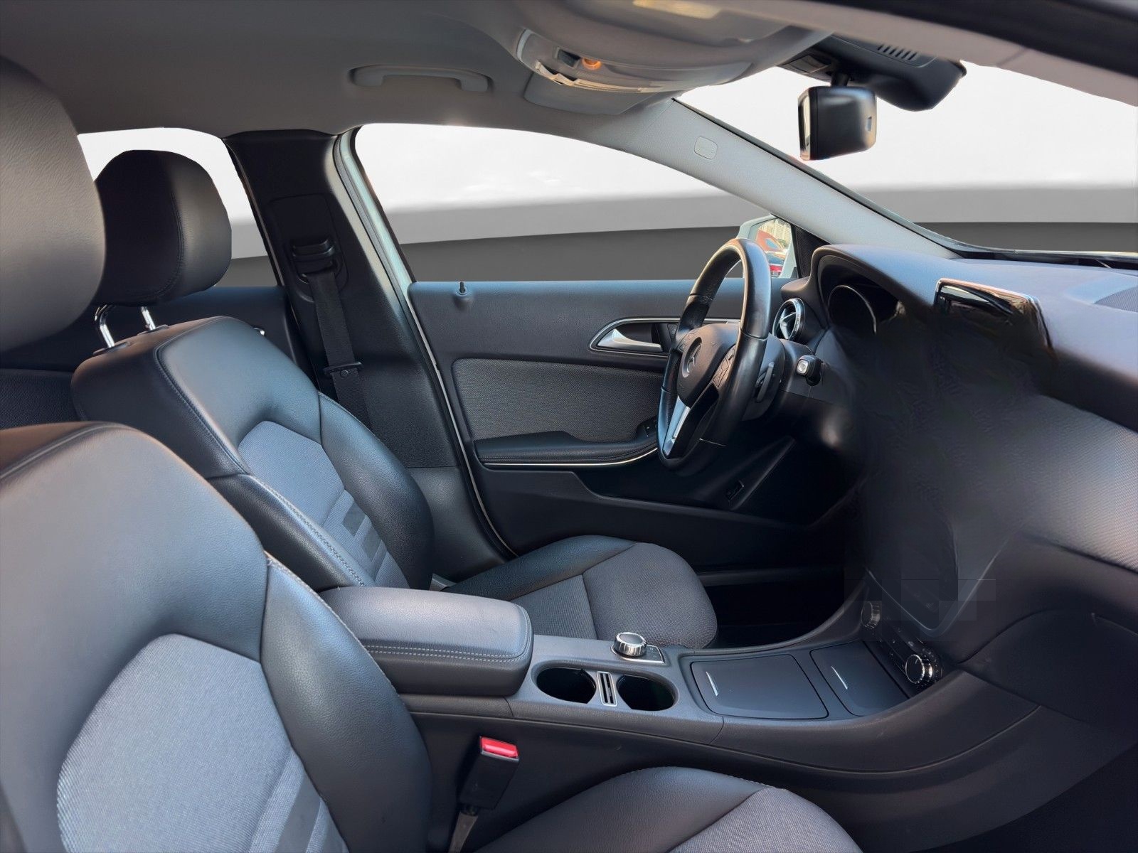 Mercedes-Benz GLA 250 4Matic Style Kamera foto 9