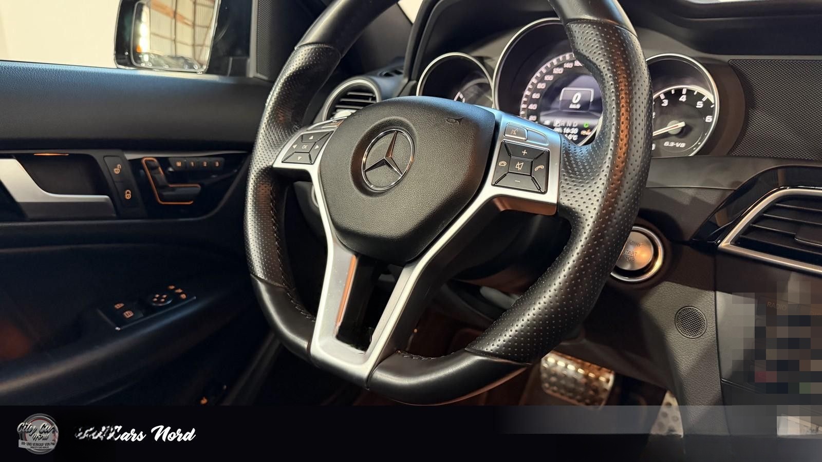 Mercedes-Benz C 63 AMG Coupé PANORAMA+BI.XENON+KAMERA foto 18