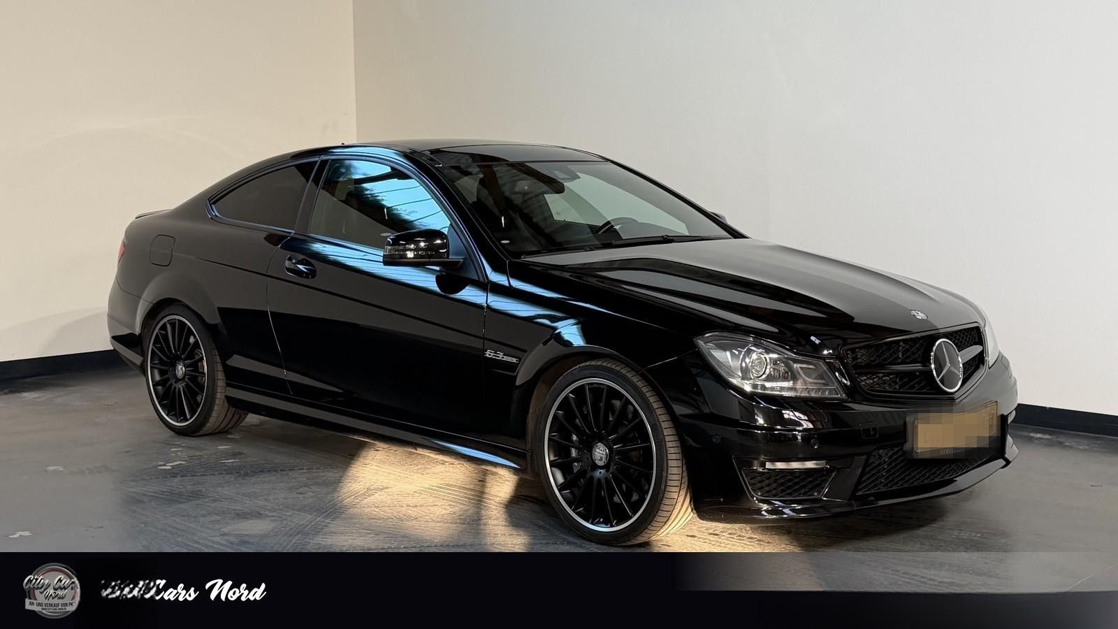 Mercedes-Benz C 63 AMG Coupé PANORAMA+BI.XENON+KAMERA foto 8