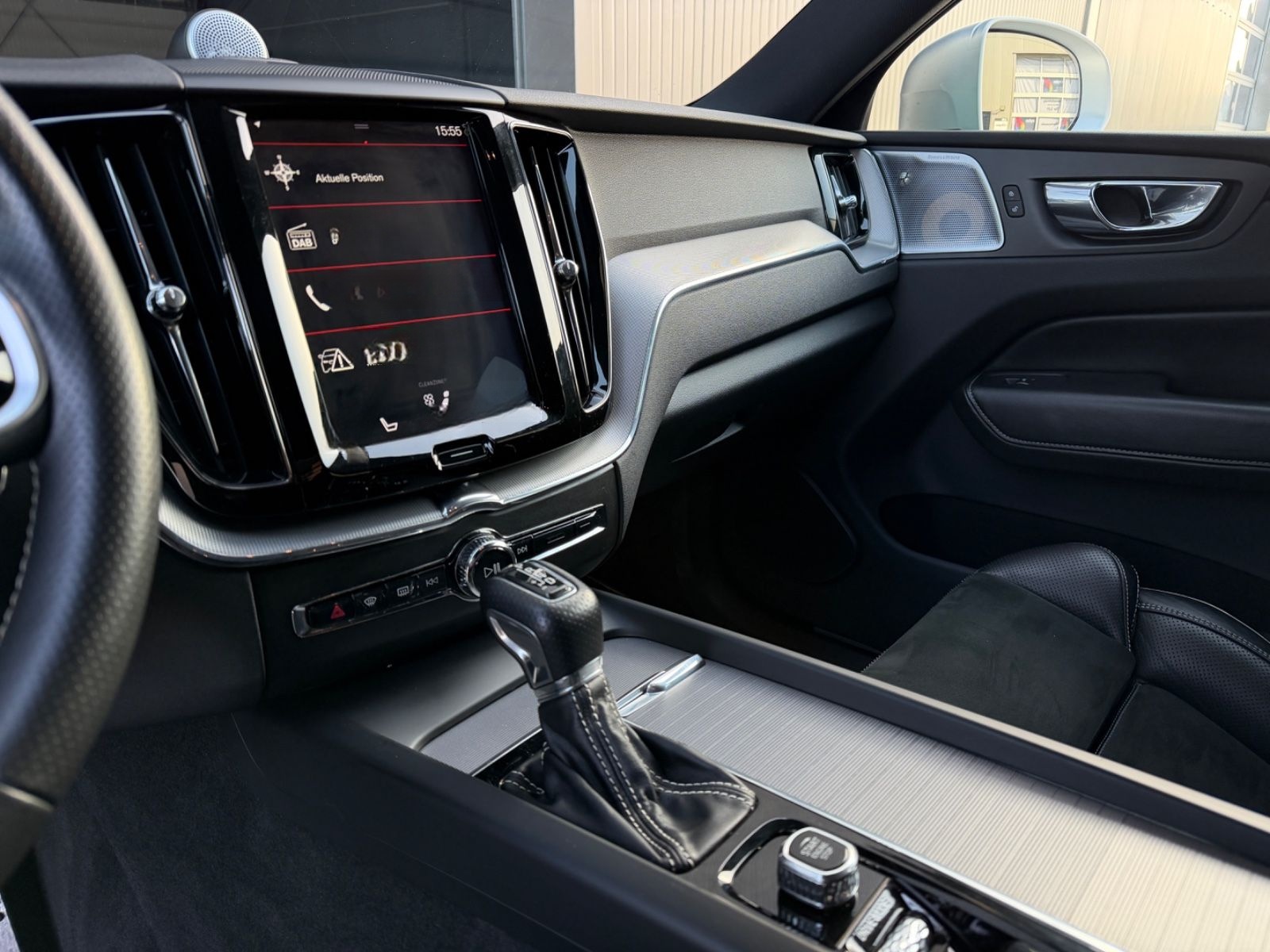 Volvo XC 60 XC60 R Design AWD|360Grad|B&W|AHK| foto 25