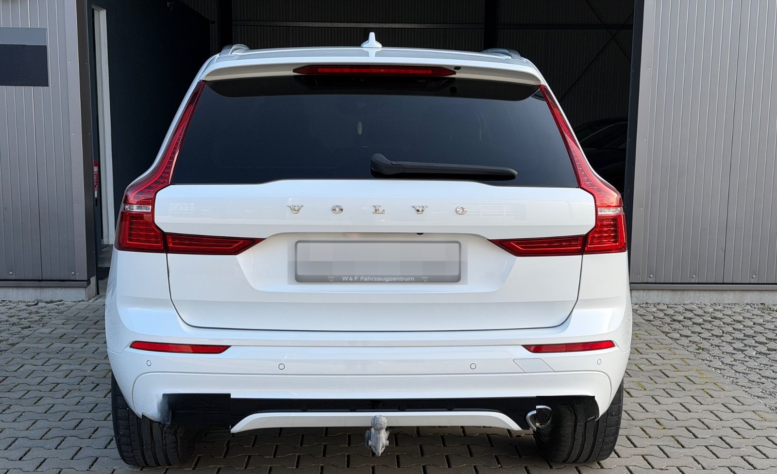 Volvo XC 60 XC60 R Design AWD|360Grad|B&W|AHK| foto 7