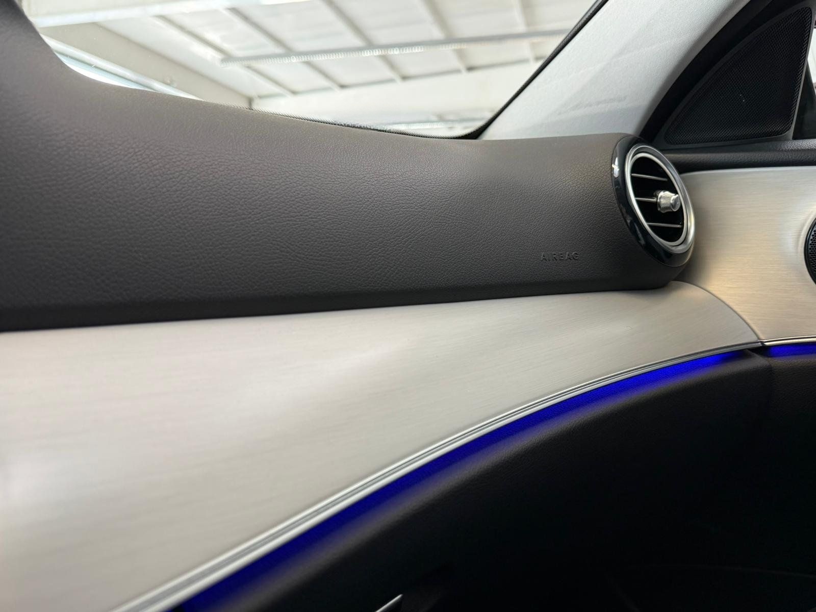 Mercedes-Benz E 220 T d AVANTGARDE AHK+MBUXHIGH+SIDEBAGSFOND foto 23
