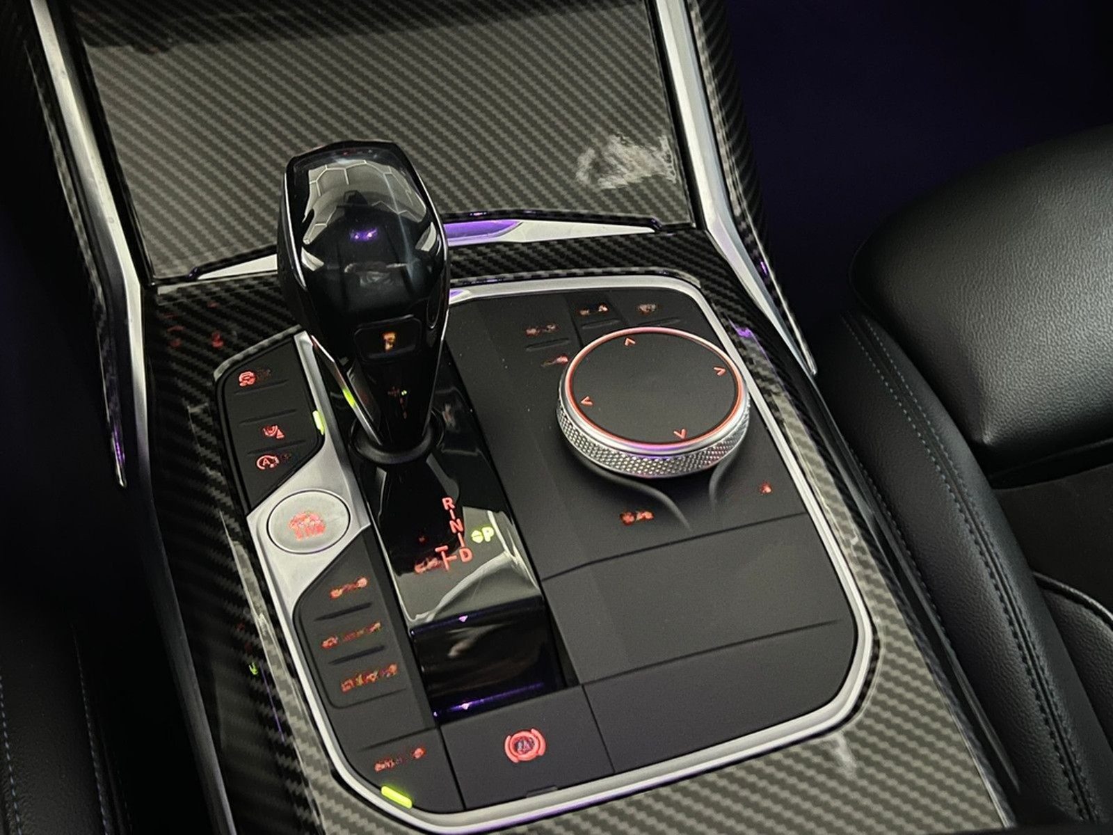 BMW 330 i M SPORT PAKET/AMBI/LASER/DRAVITGRAU/DE FZG foto 25