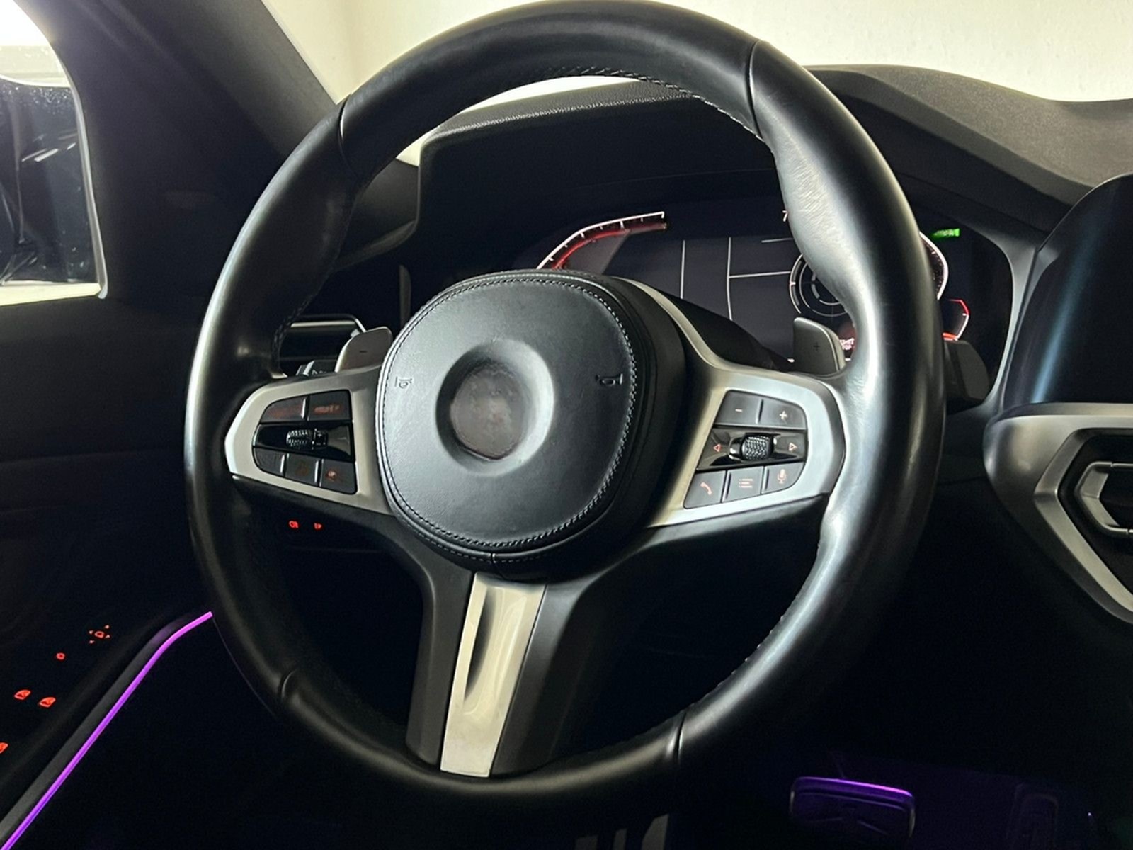 BMW 330 i M SPORT PAKET/AMBI/LASER/DRAVITGRAU/DE FZG foto 26