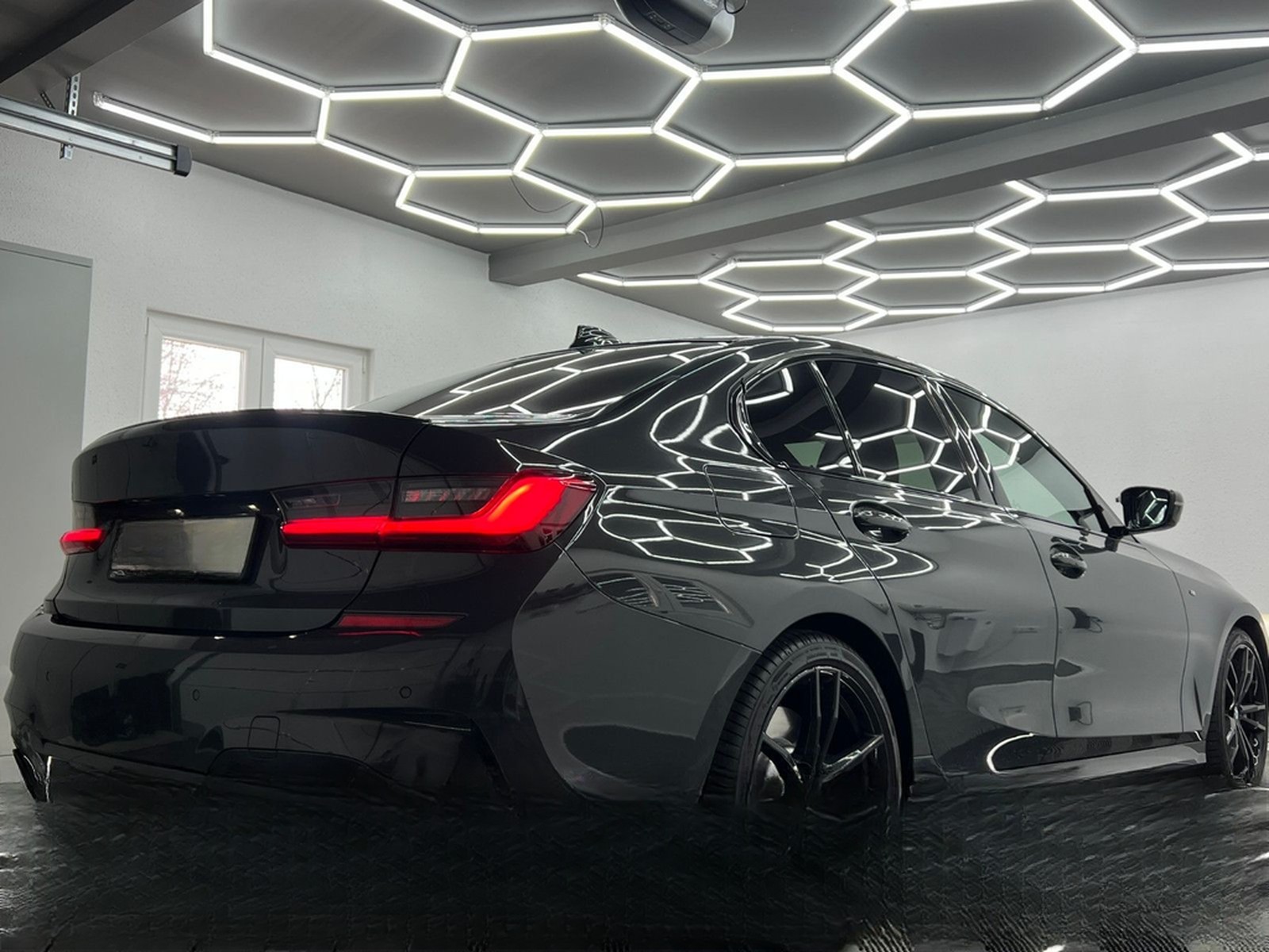 BMW 330 i M SPORT PAKET/AMBI/LASER/DRAVITGRAU/DE FZG foto 10