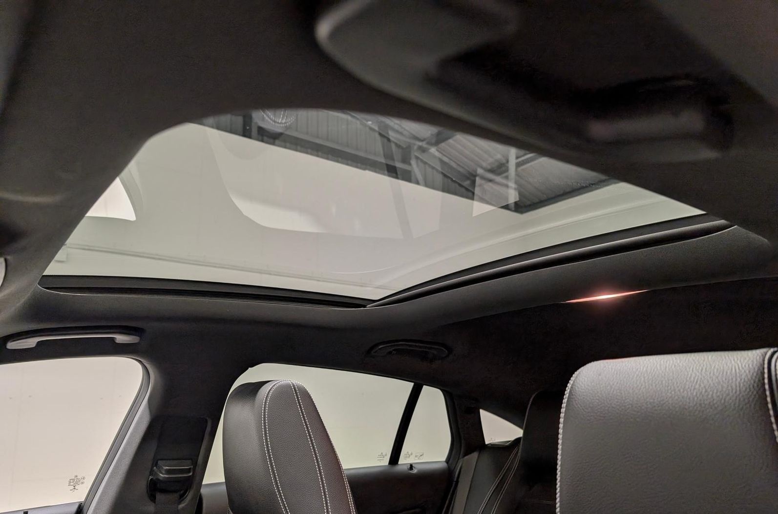 Mercedes-Benz CLA220 SB LED/Navi/SHZ/PDC/Tempom./Pano/18-LM foto 11