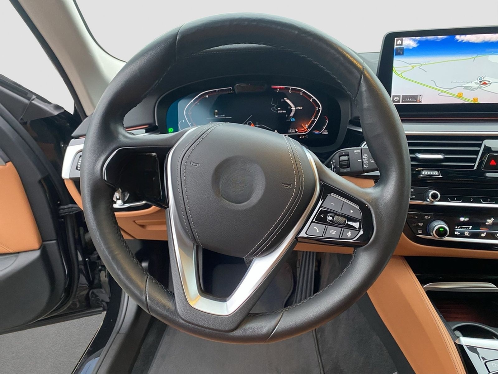 BMW 530i Touring Luxury Line ACC Laser Luftfed. Pano foto 12