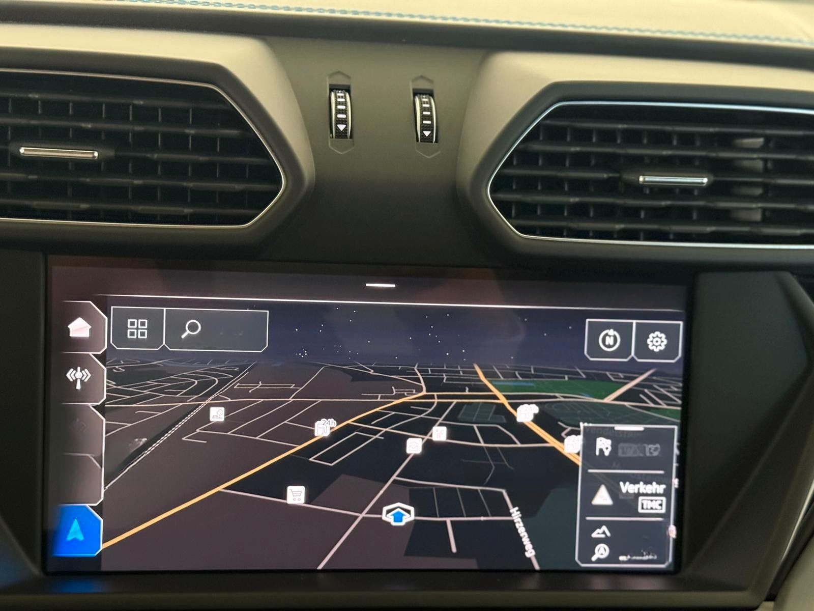 Lamborghini Urus 4.0 V8 Pano 360° 3D B&O Massage Luft foto 18