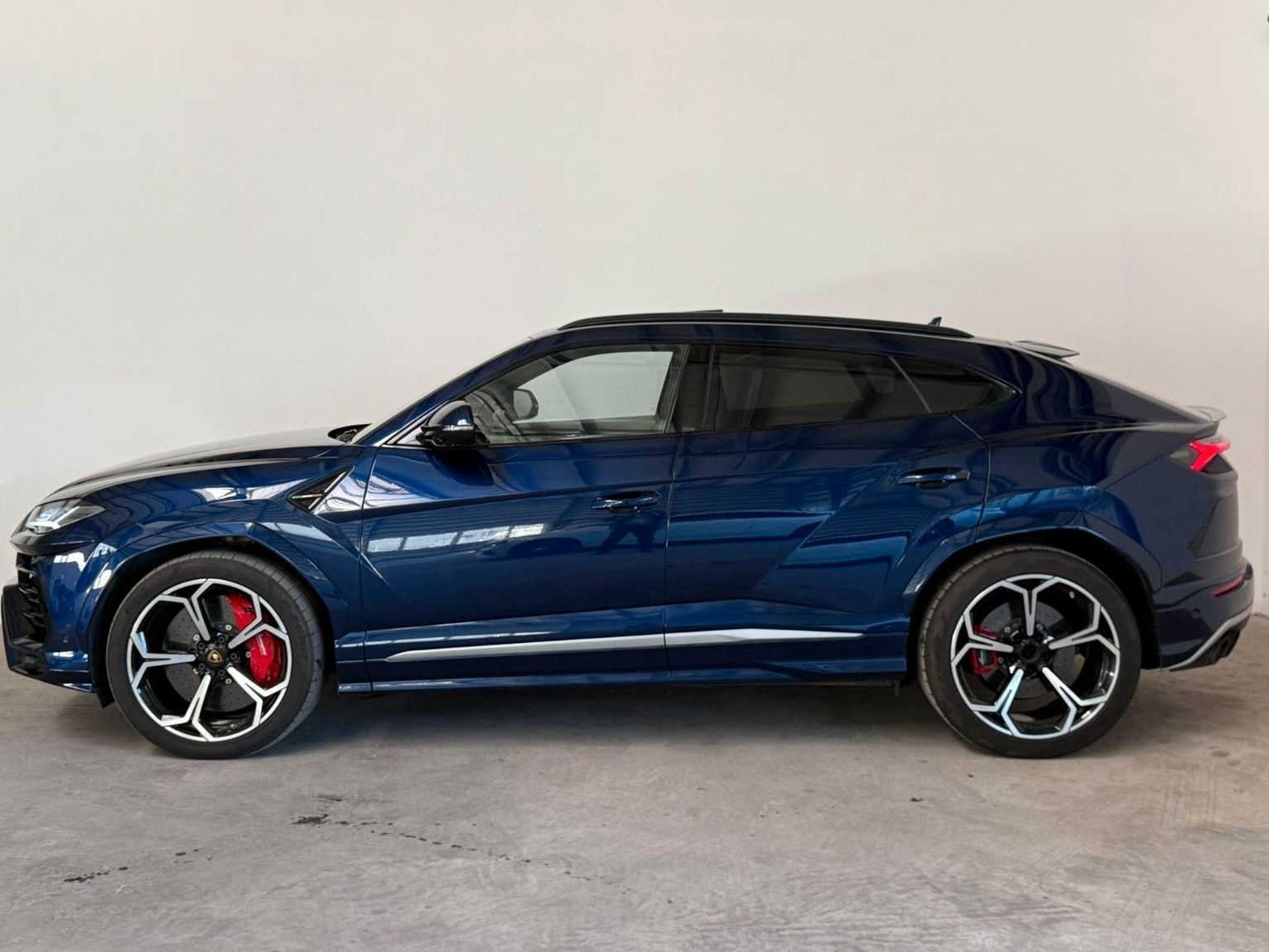 Lamborghini Urus 4.0 V8 Pano 360° 3D B&O Massage Luft foto 6