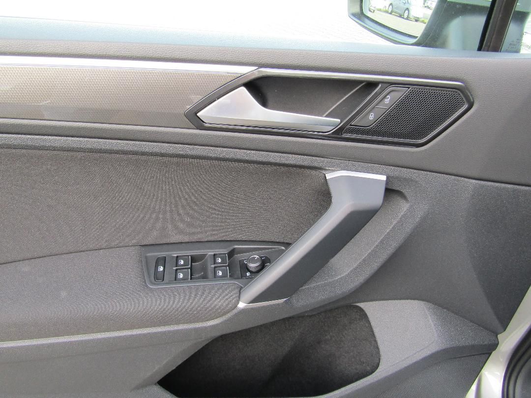 Volkswagen Tiguan JOIN 1.4 TSI DSG LED AREA VIEW ACC FRONT foto 6