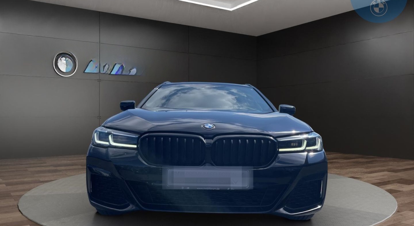 BMW 530 i xDrive M-Sport Touring AHK HUD StandHZG foto 12