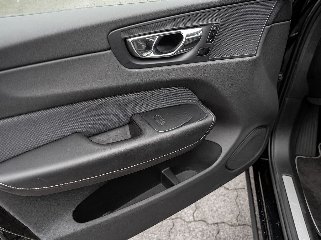 Volvo XC60 D4 R-Design AHK PANORAMADACH SPORTSITZ(E) foto 21