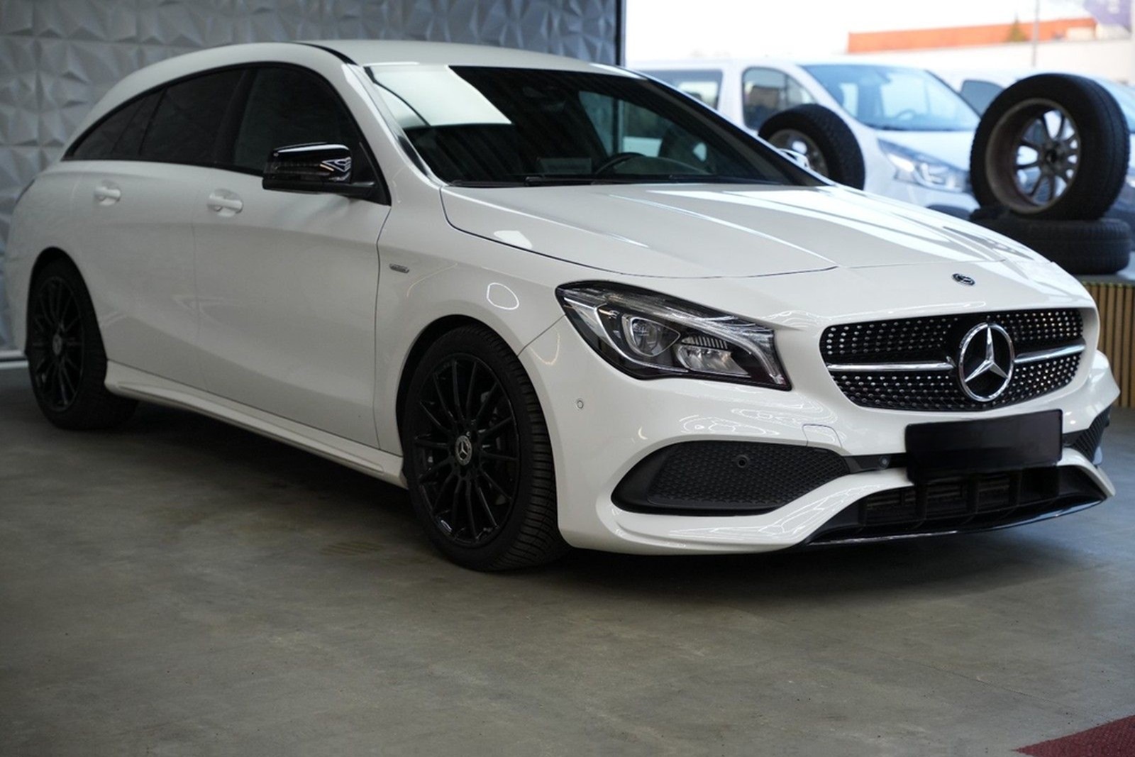 Mercedes-Benz CLA 200 Edition AMG-LINE*KAMERA*CARPLAY-NAVI foto 3
