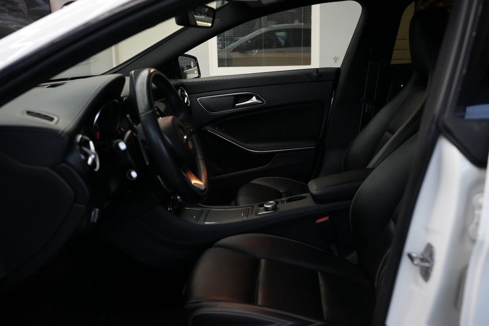 Mercedes-Benz CLA 200 Edition AMG-LINE*KAMERA*CARPLAY-NAVI foto 22