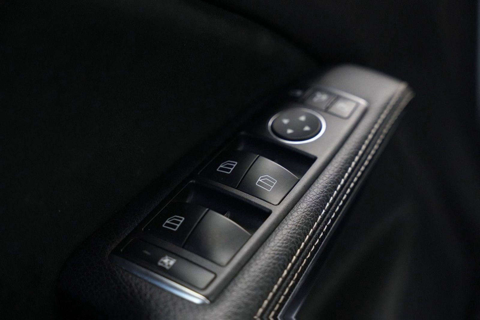 Mercedes-Benz CLA 200 Edition AMG-LINE*KAMERA*CARPLAY-NAVI foto 8