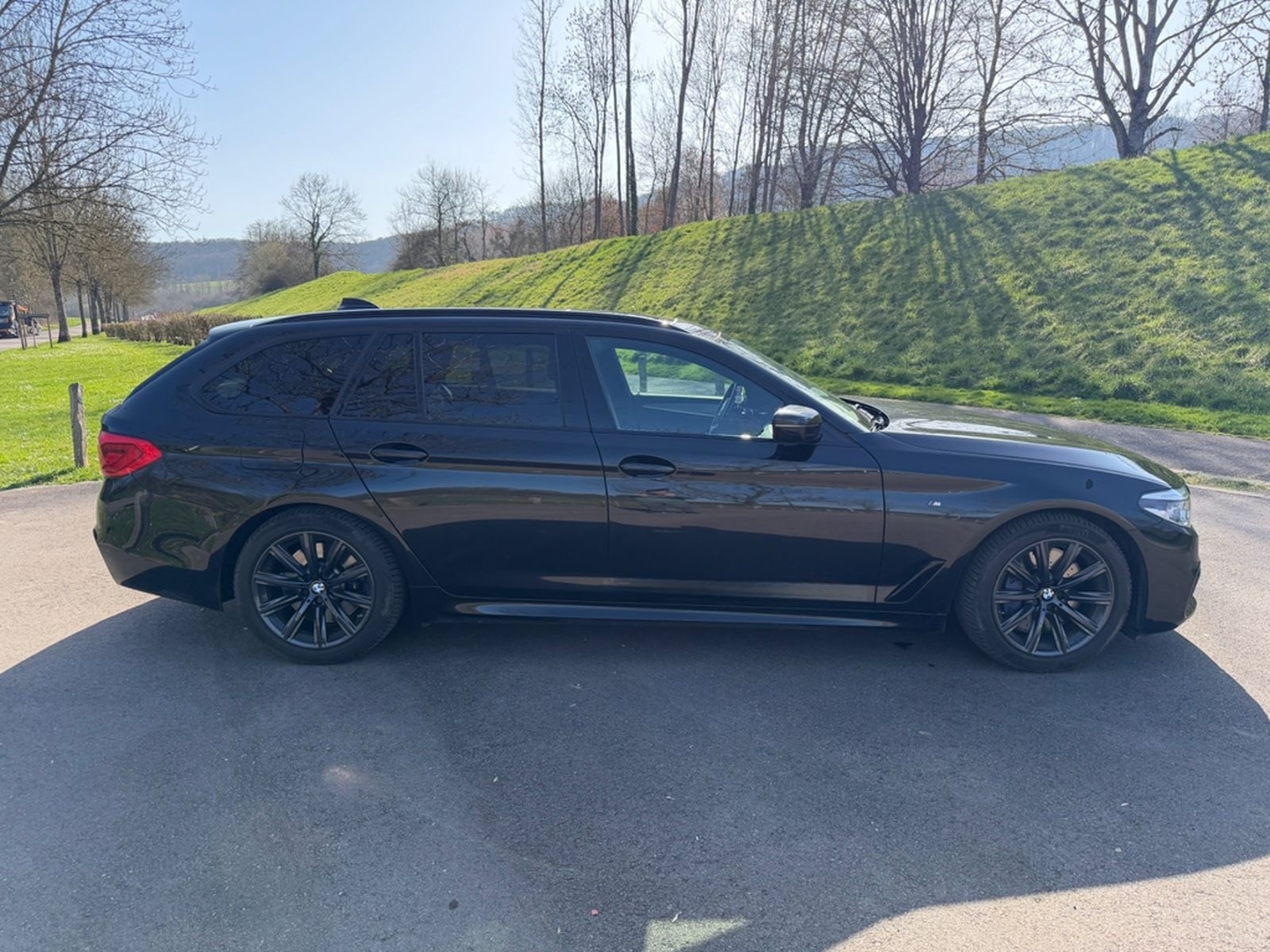 BMW 540d xDrive Touring A - foto 6