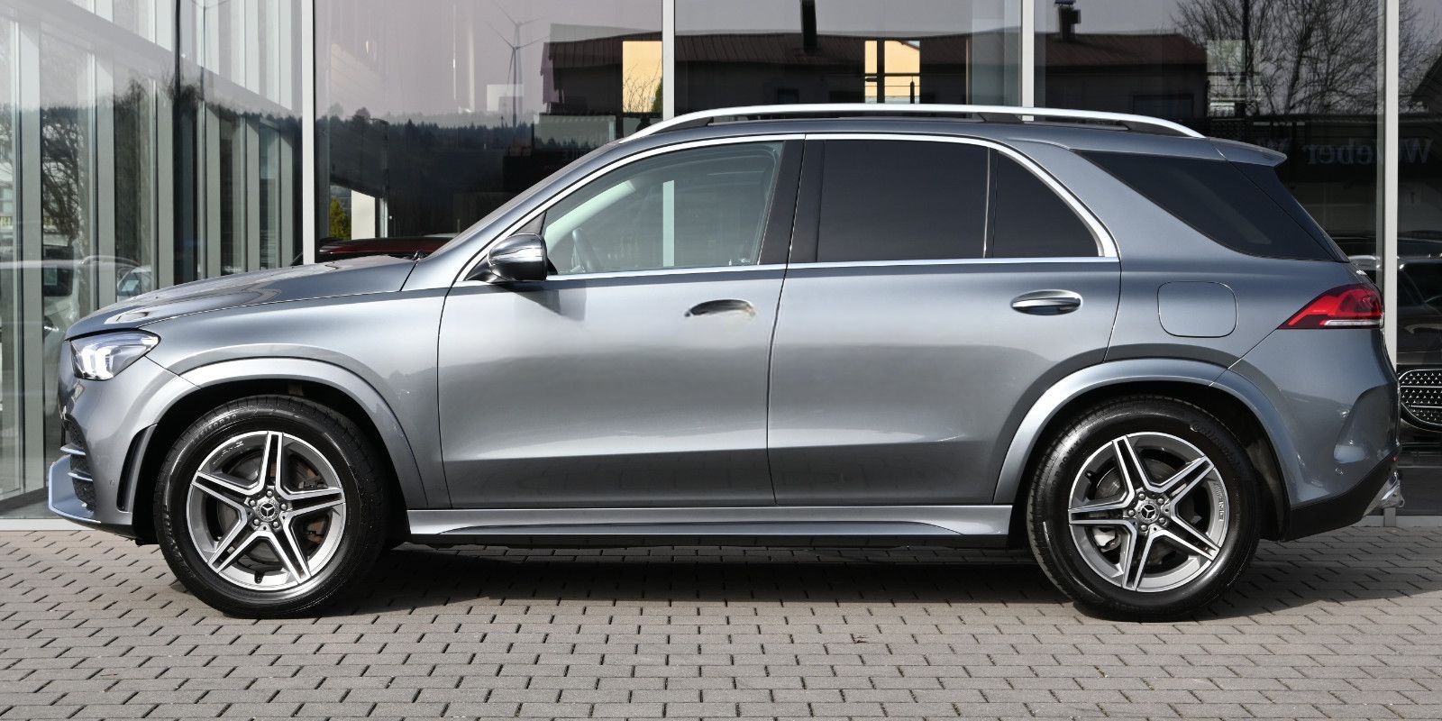 Mercedes-Benz GLE 350 e 4M AMG °ACC°AHK°AIRMATIC°360°4-ZONEN foto 2