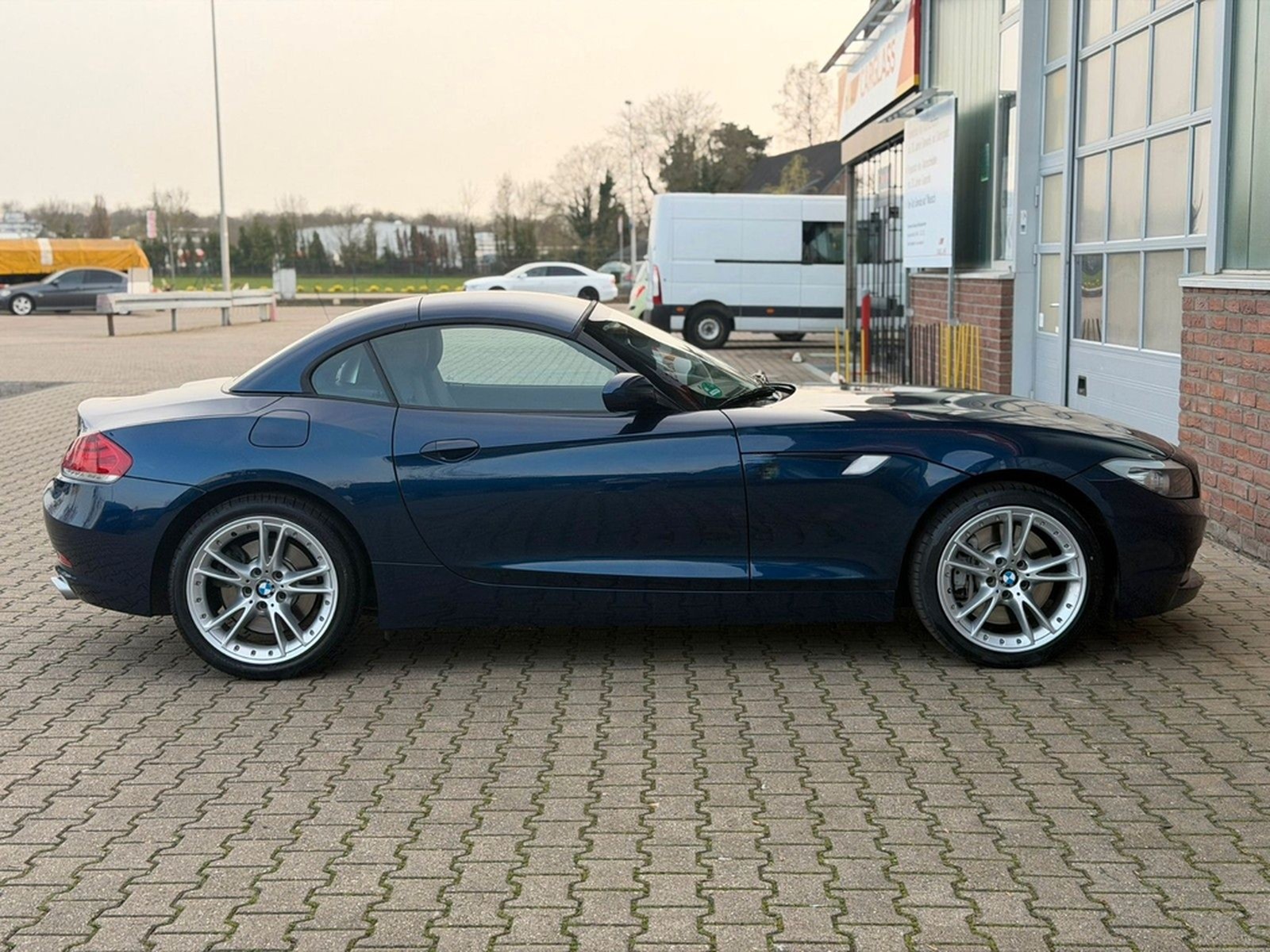 BMW Z4 Roadster sDrive 35i 1.HAND foto 28