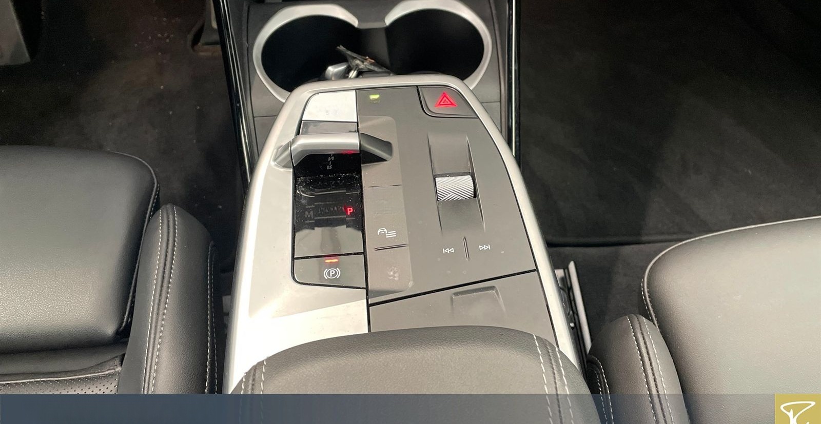 BMW X1 sDrive20i A M-Sport AHK LCPro HUD ACC 360° foto 11