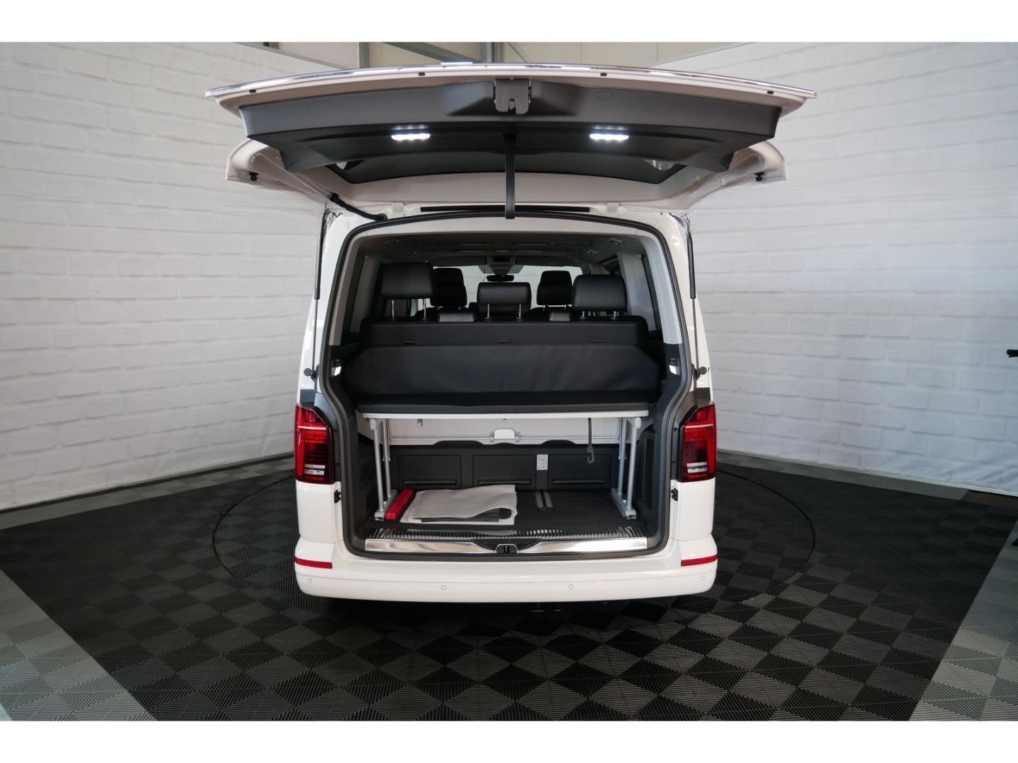 Volkswagen T6.1 Multivan Generation Six LED+Navi+ACC+Camera foto 18