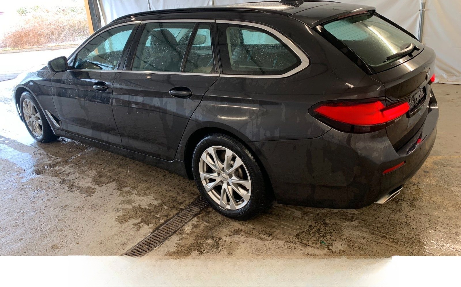 BMW 520 d Touring LED | KAMERA | VOLL-LEDER | AHK foto 7