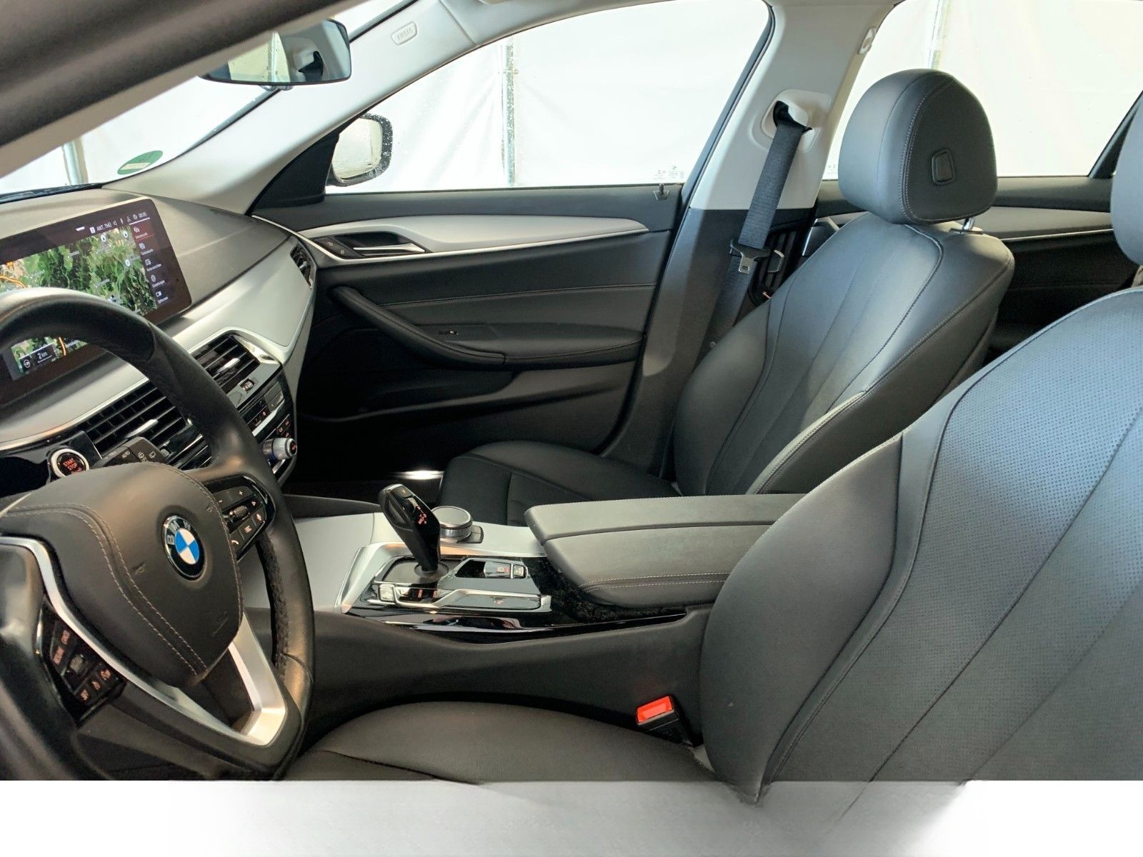 BMW 520 d Touring LED | KAMERA | VOLL-LEDER | AHK foto 8