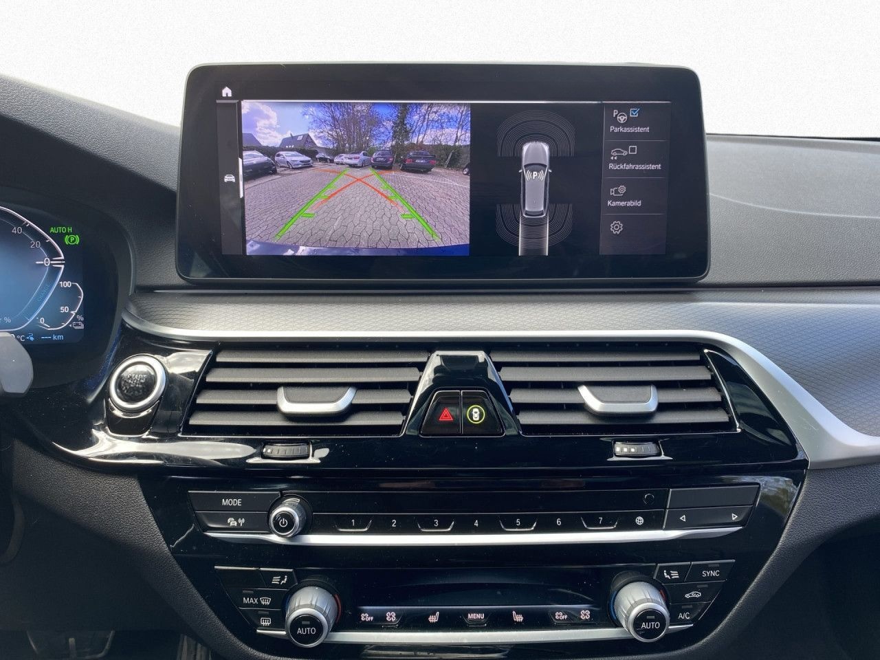 BMW 530e xD  M SPORT T Aut. AHK,Pano,HUD,Laser,DA+ foto 14