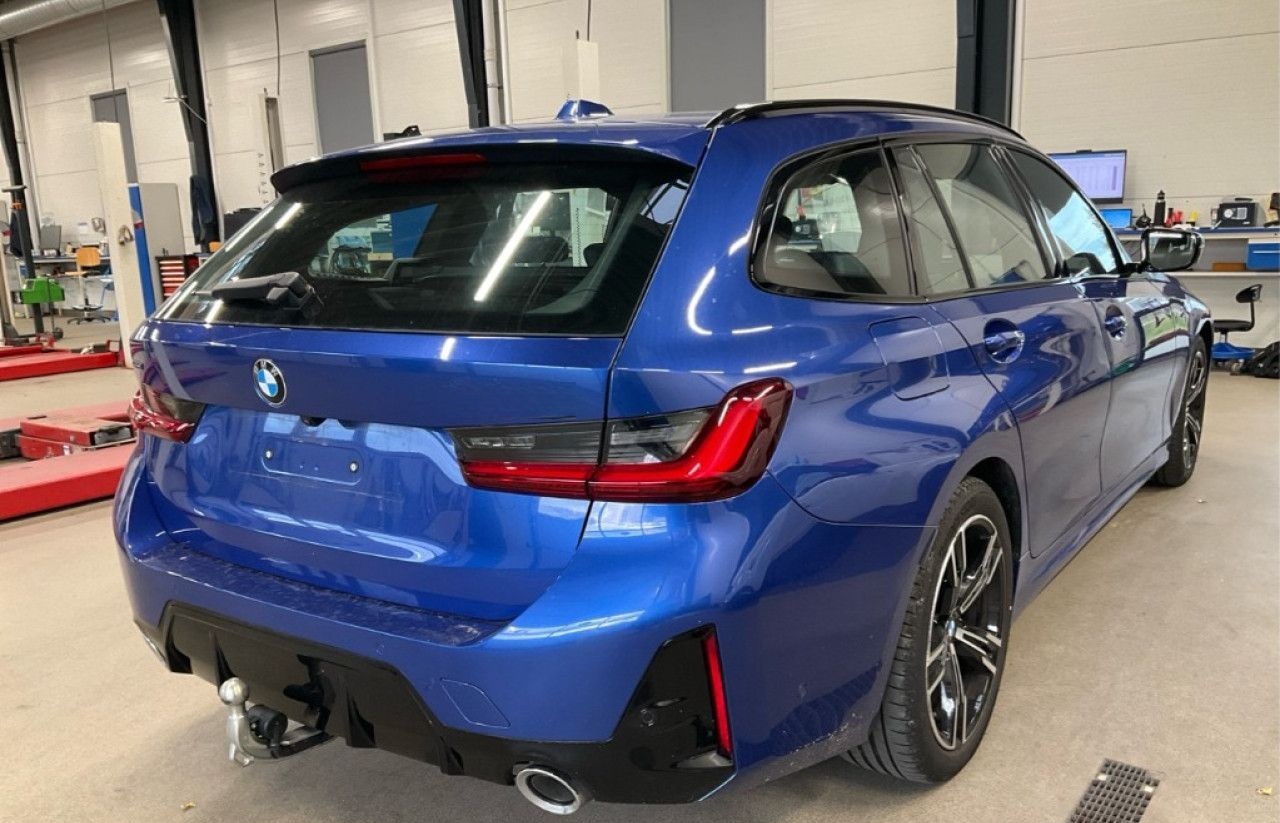 BMW 330i xDrive Touring M Sport AHK,Stop+Go,Hifi,Kam foto 5