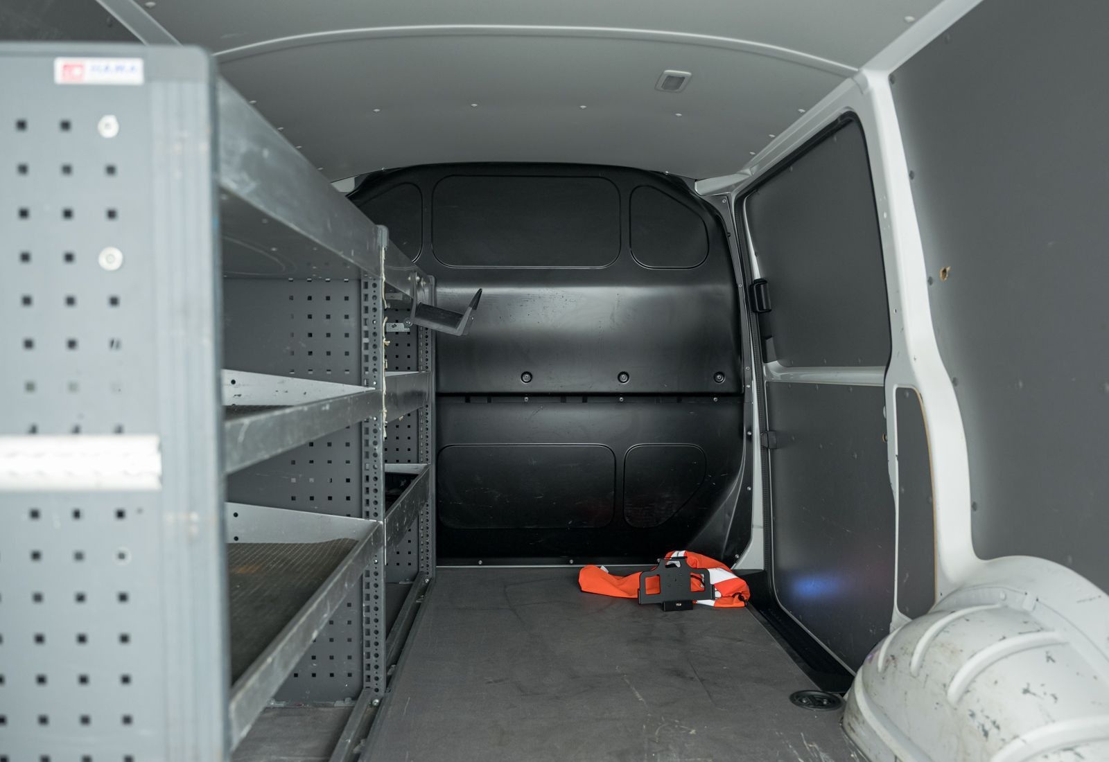 Volkswagen T6.1 Kasten 2.0 TDI L1H1*PDC*ACC*KLIMA*MULTI* foto 18