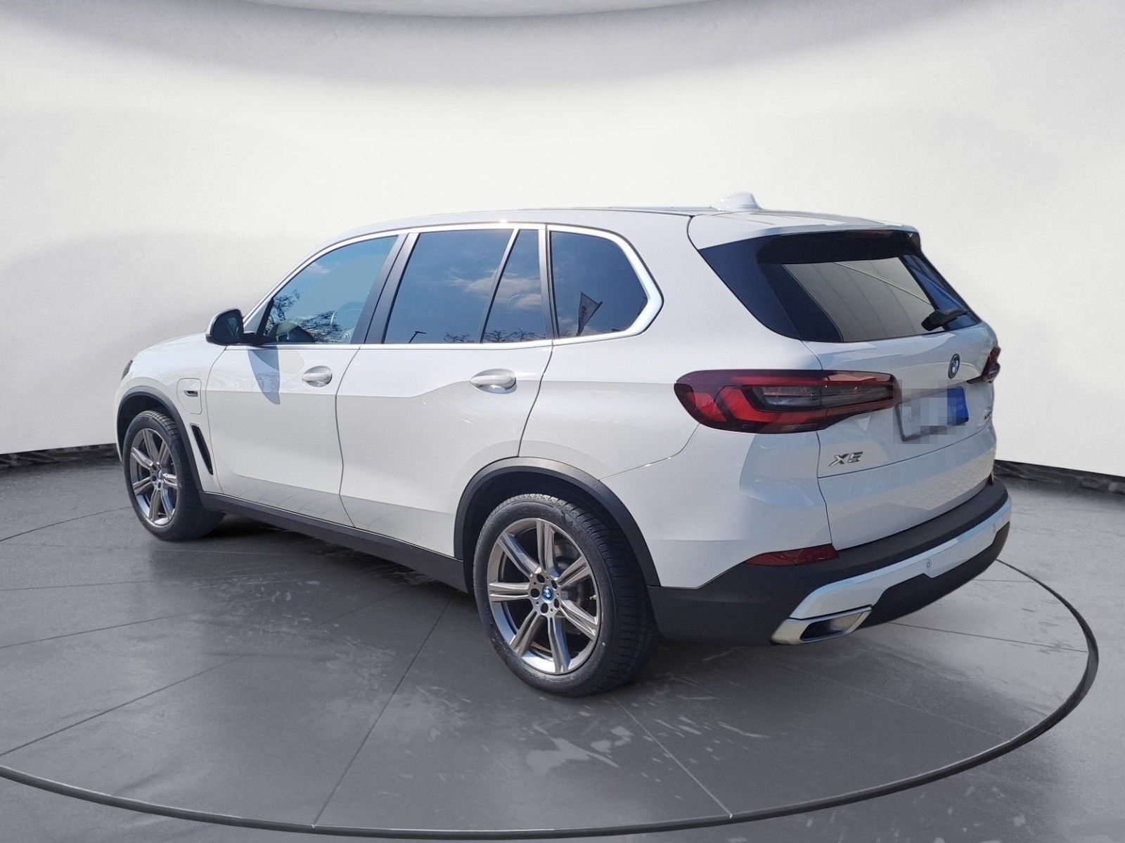 BMW X5 xDrive45e Komfortsitze 20-Zoll Räder Driving  foto 5