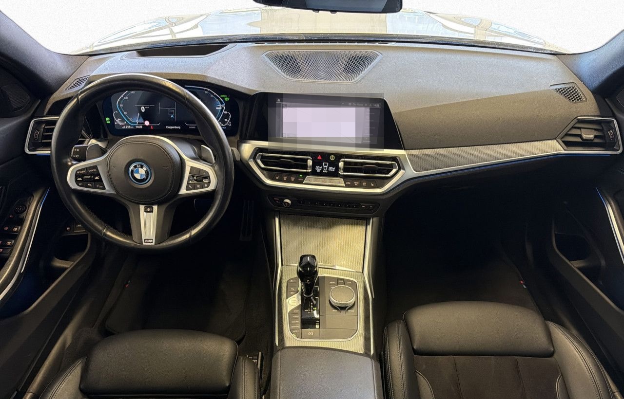 BMW 330e Touring M Sport AHK,Pano,HuD,HiFi,Kam,St+Go foto 13